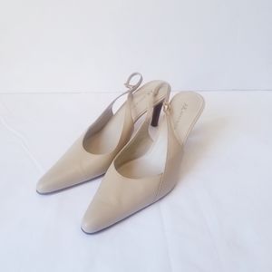 ANNE KLEIN HEELS.